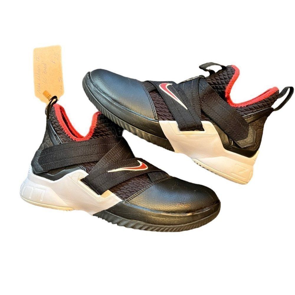 Nike LeBron 12 GS Bred Child Size 5Y